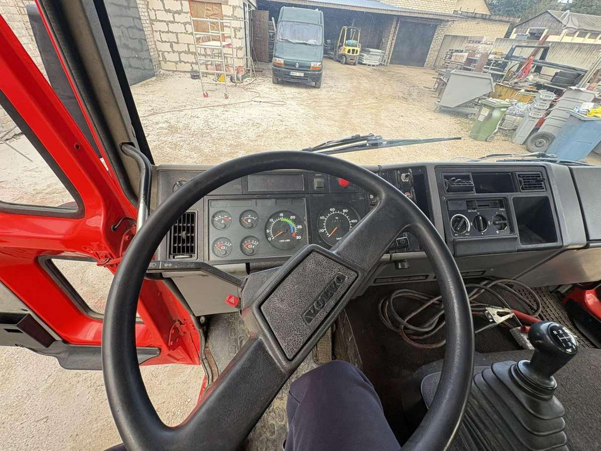 Volvo Fl 6/11, auto transporters
