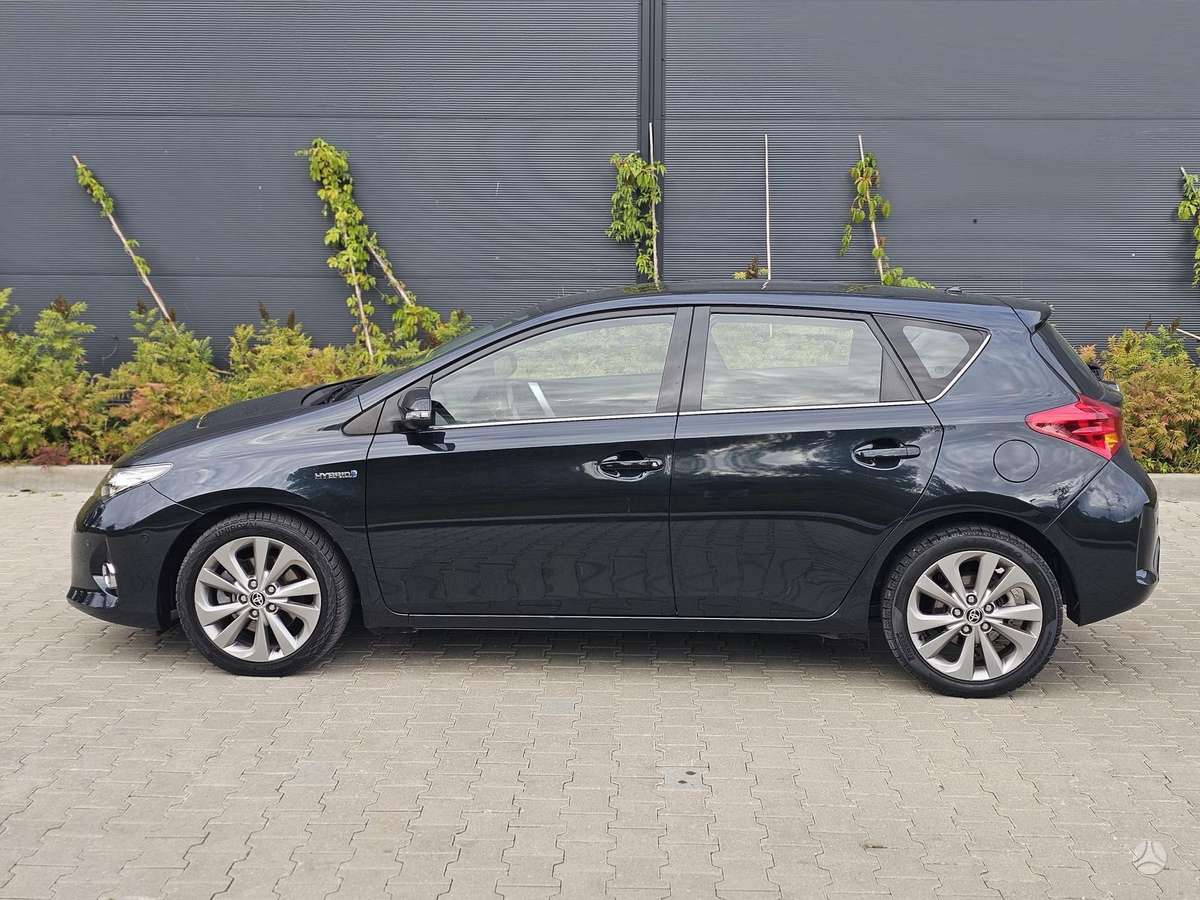 Toyota Auris - 12