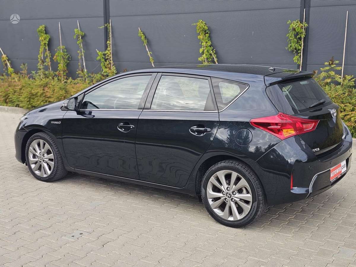 Toyota Auris - 11