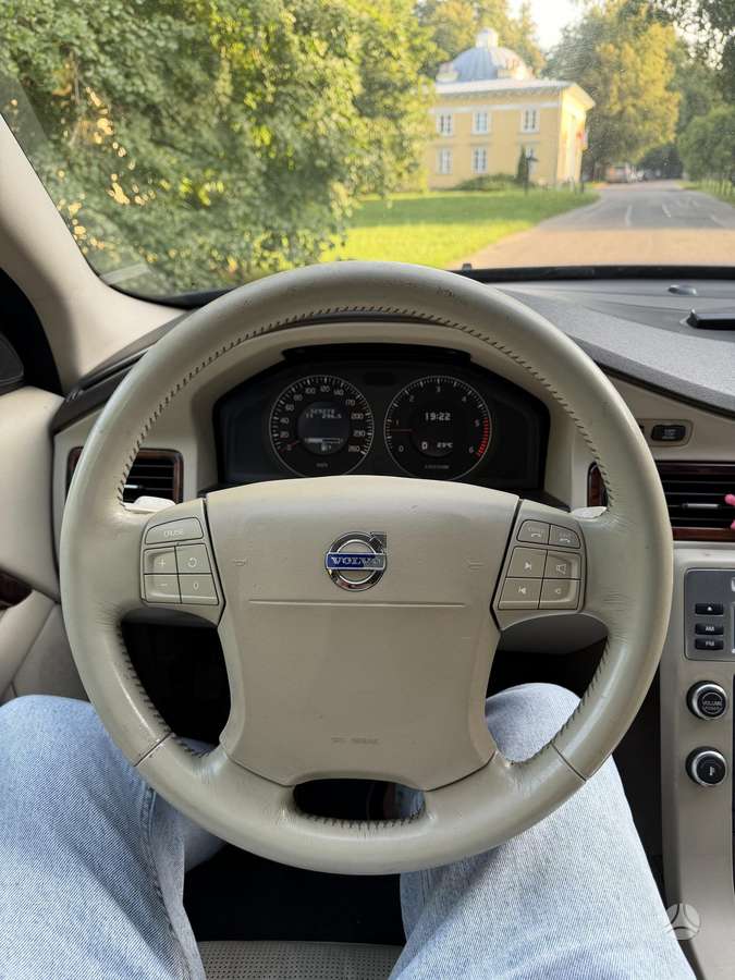 Volvo S80, 2.4 l., Седан