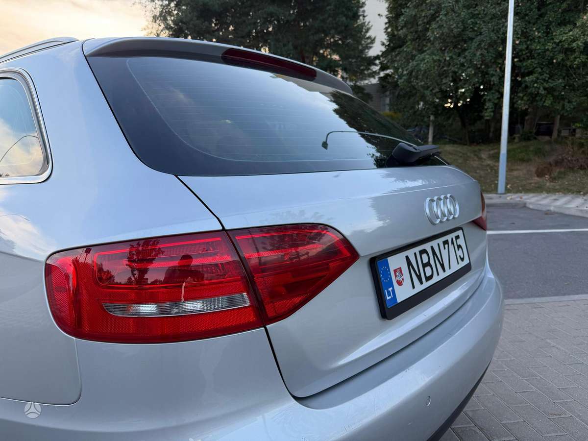 Audi A4, 2.0 l., universalas