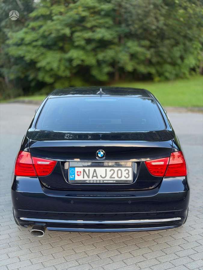 BMW 320, 2.0 l., Седан