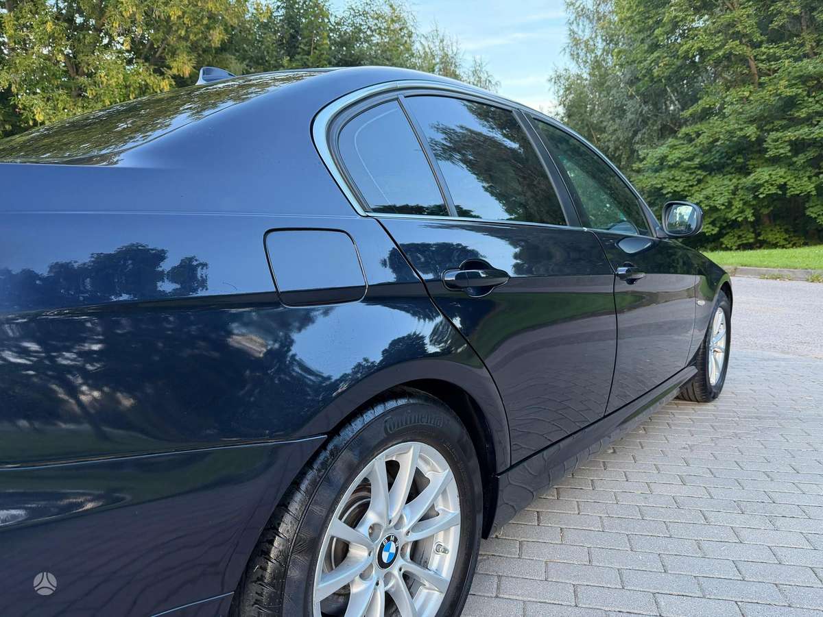 BMW 320, 2.0 l., Седан