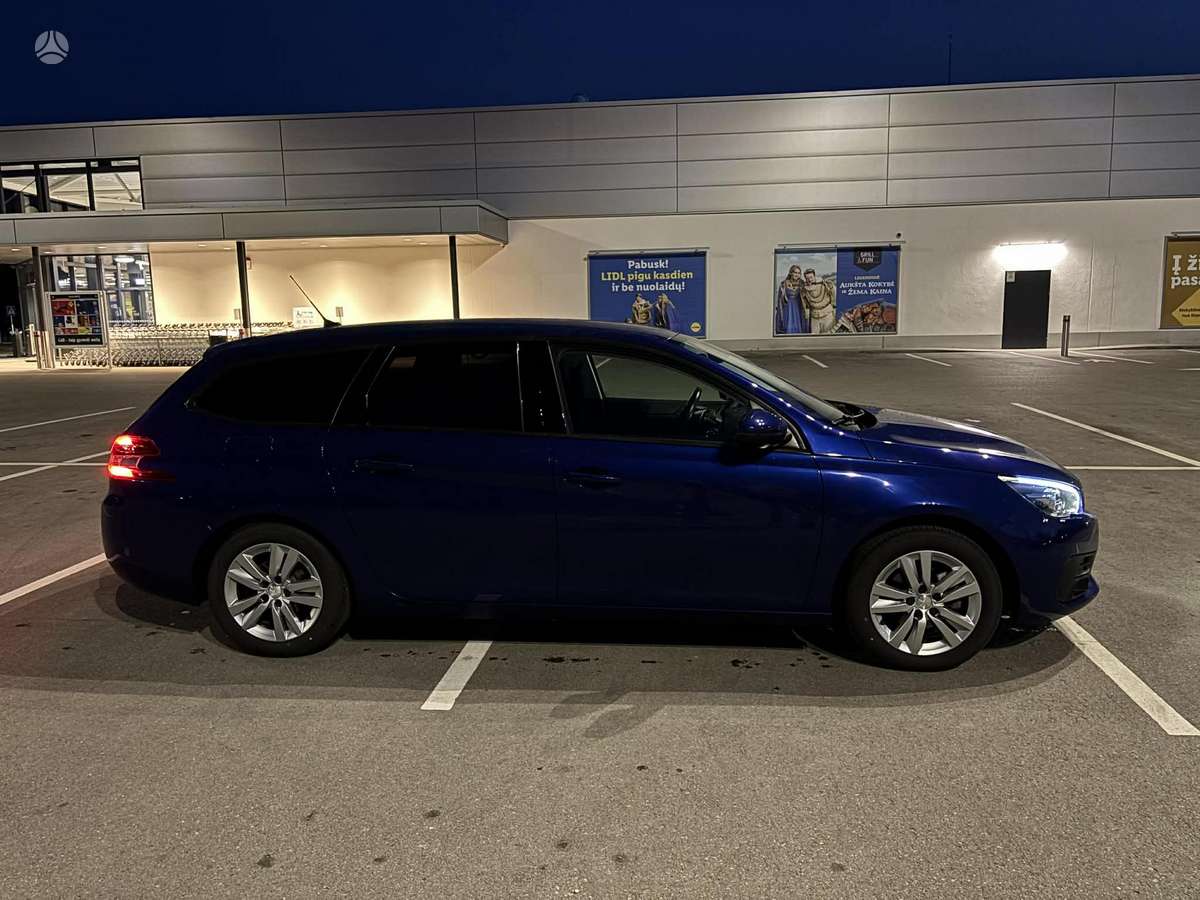 Peugeot 308 - 5
