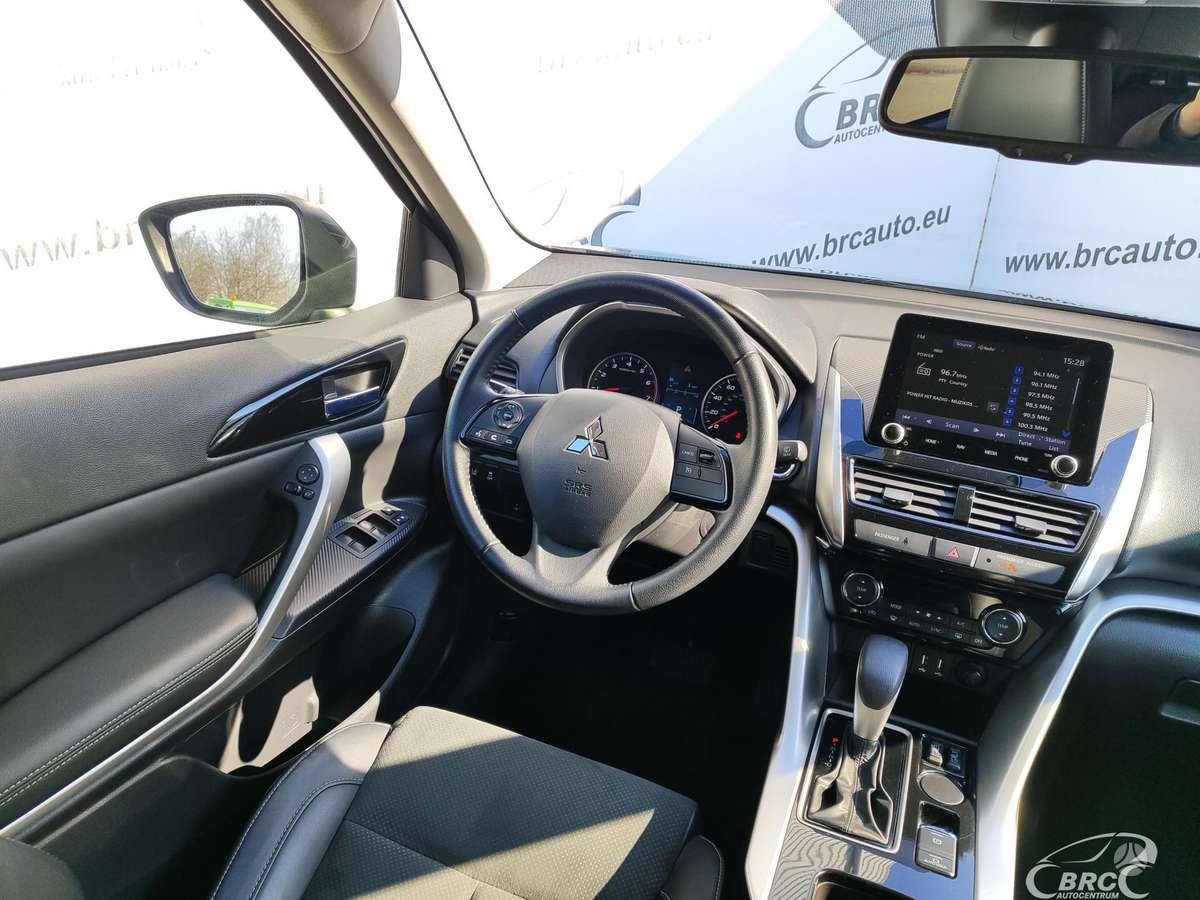 Mitsubishi Eclipse Cross, 1.5 l., off-road / crossover