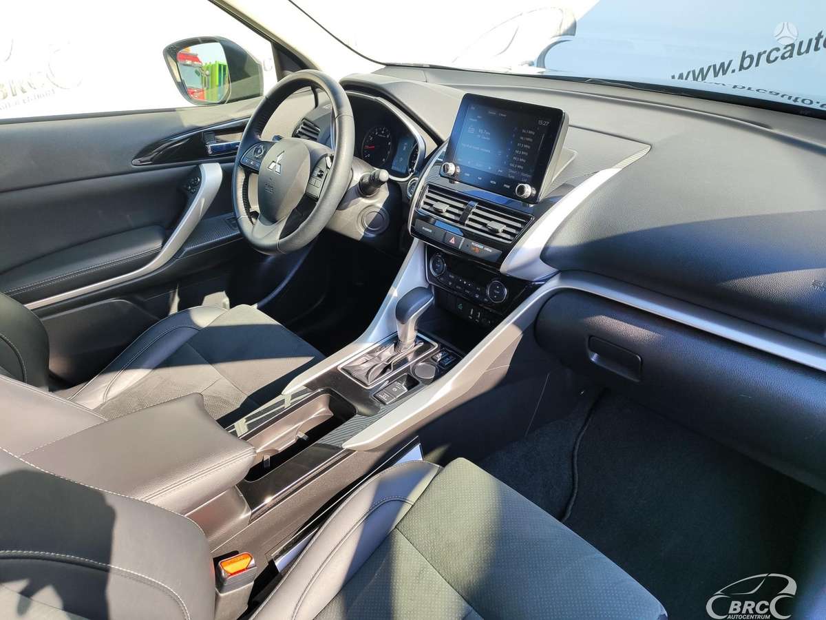 Mitsubishi Eclipse Cross, 1.5 l., off-road / crossover