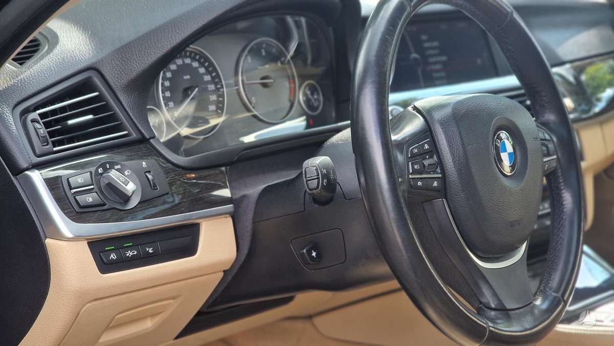 BMW 520, 2.0 l., Универсал