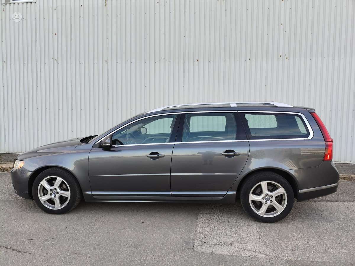 Volvo V70, 2.0 l., Универсал