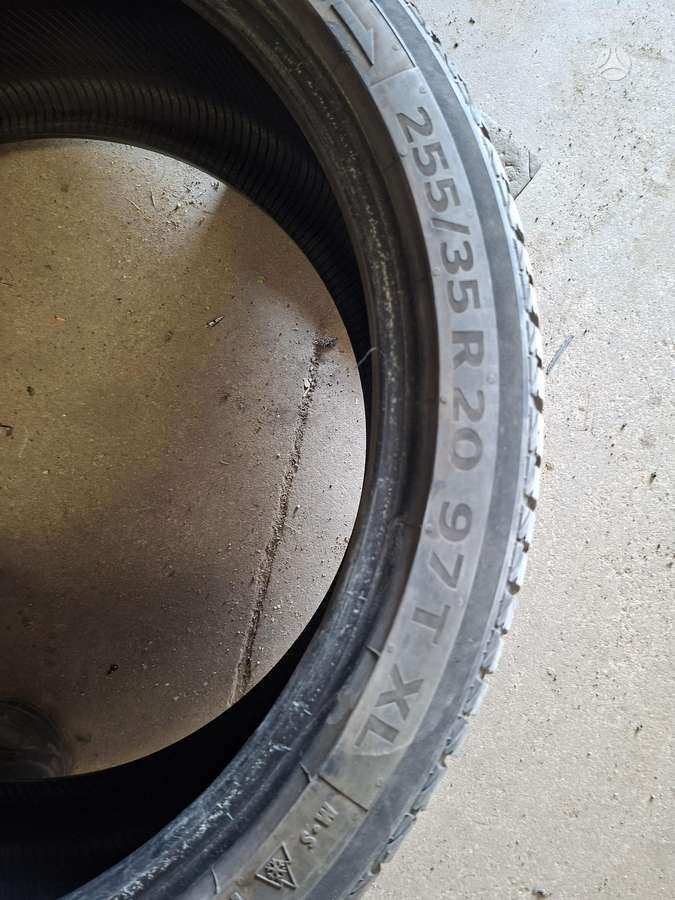 Continental 5mm, winter 255/35 R20