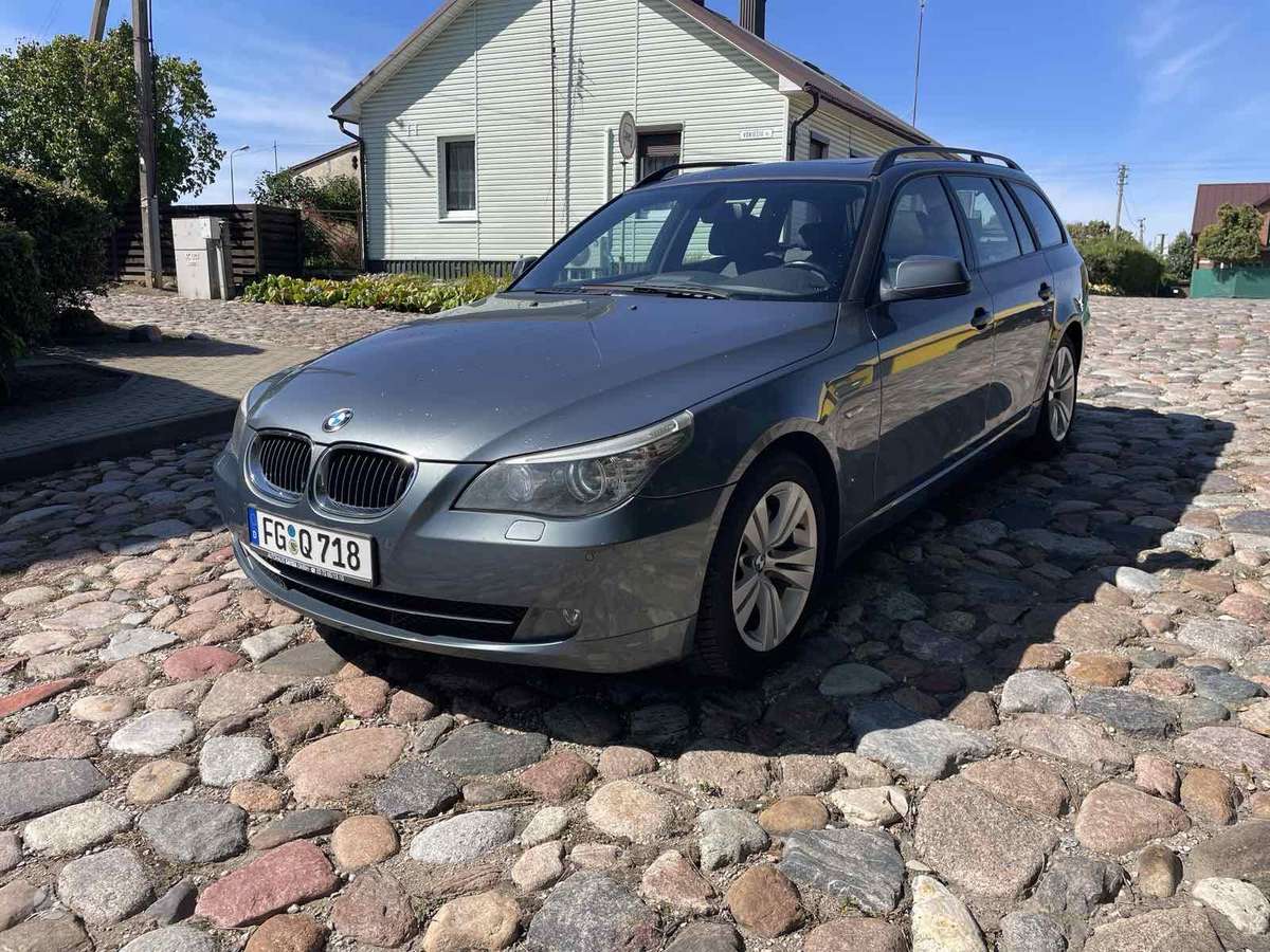 BMW 520, 2.0 l., wagon