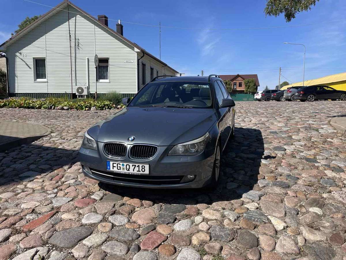 BMW 520, 2.0 l., wagon