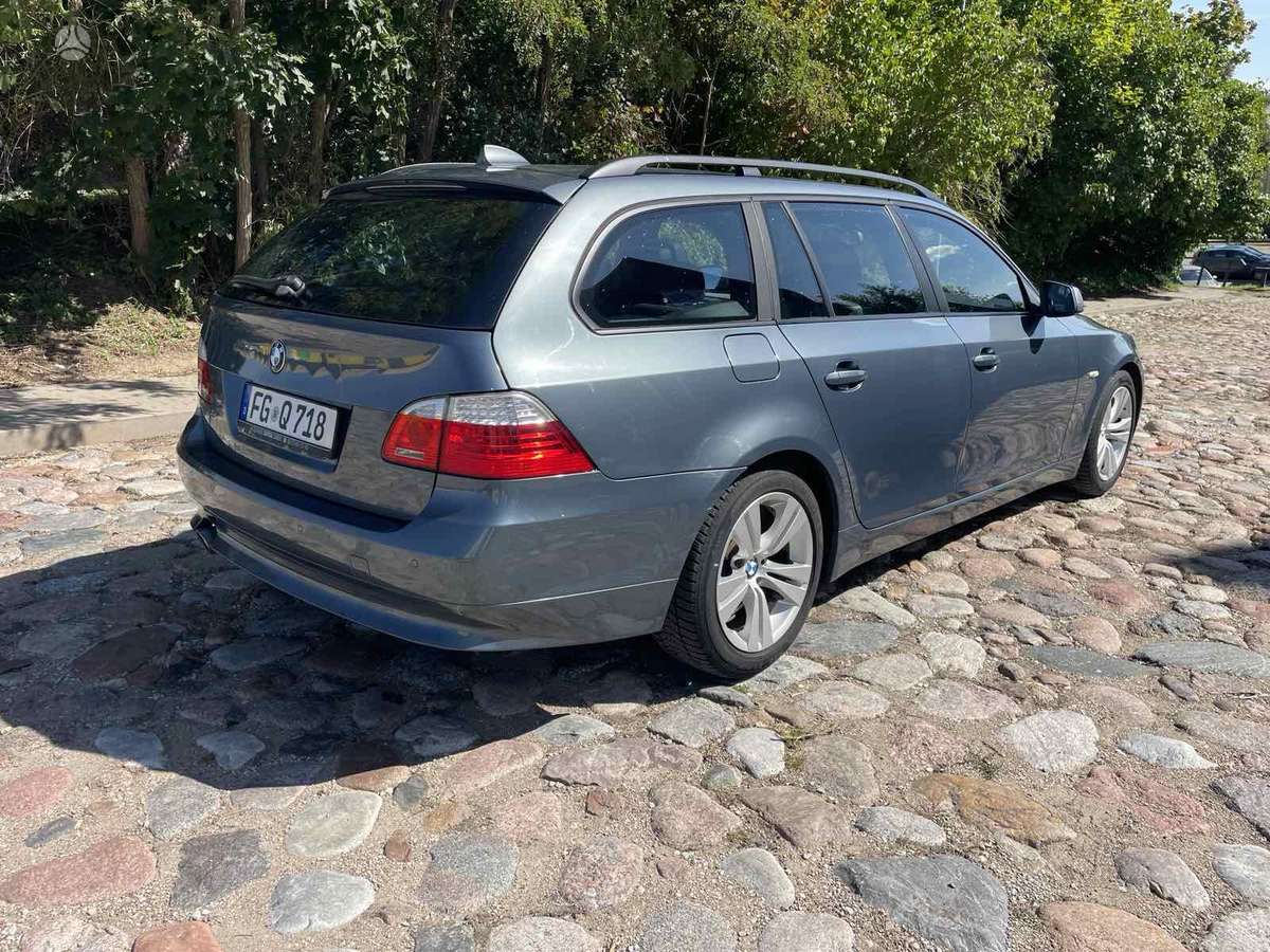 BMW 520, 2.0 l., wagon