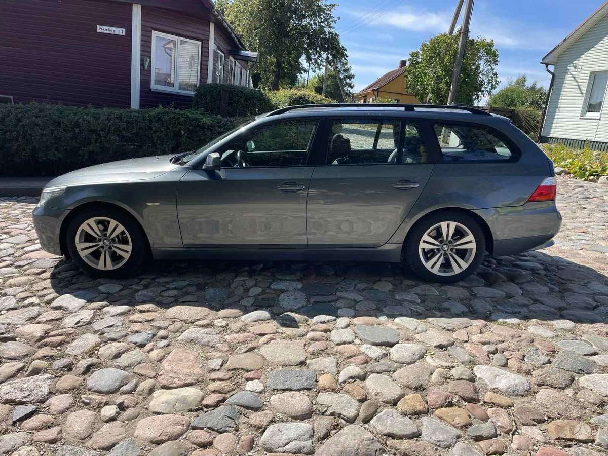 BMW 520, 2.0 l., wagon