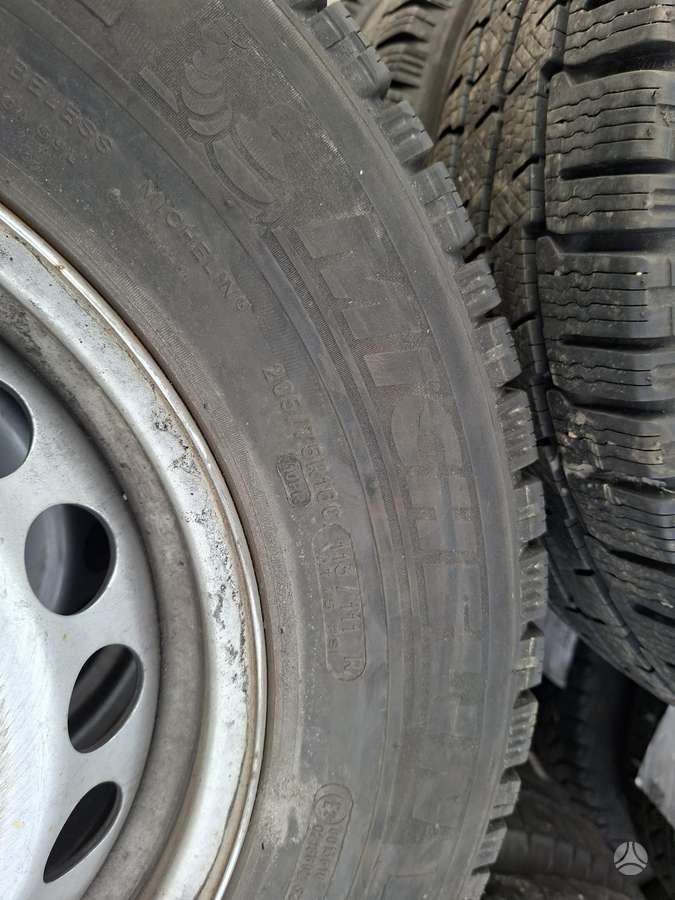 Michelin 6mm, winter 205/75 R16