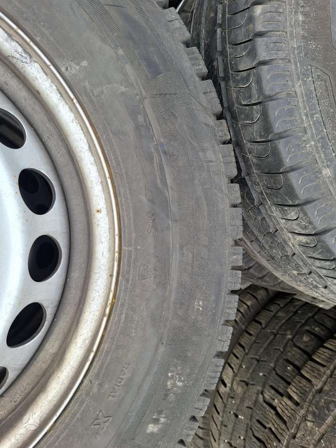 Michelin 6mm, зимние 205/75 R16