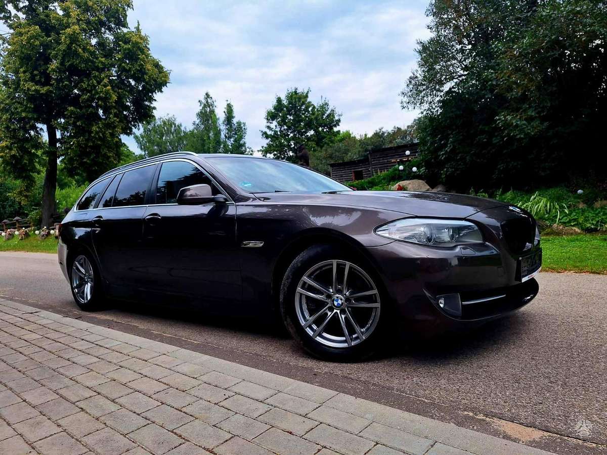 BMW 520, 2.0 l., Универсал
