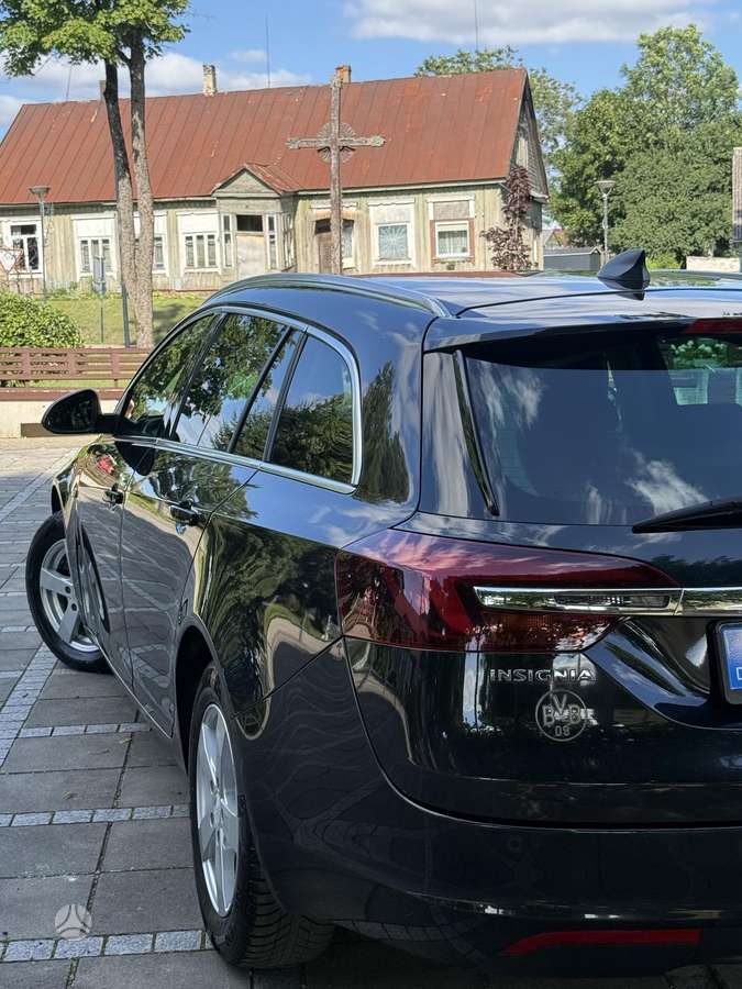 Opel Insignia, 1.6 l., Универсал
