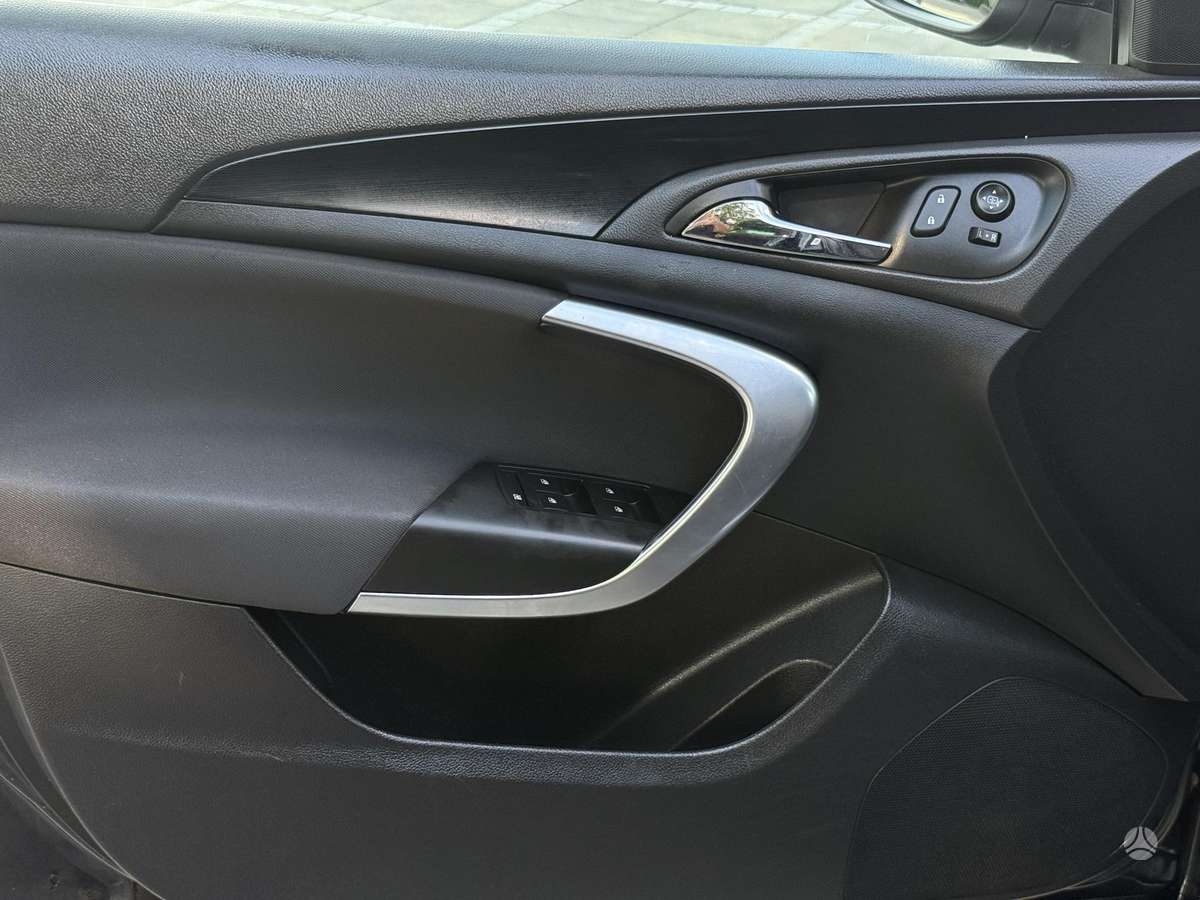 Opel Insignia, 1.6 l., Универсал