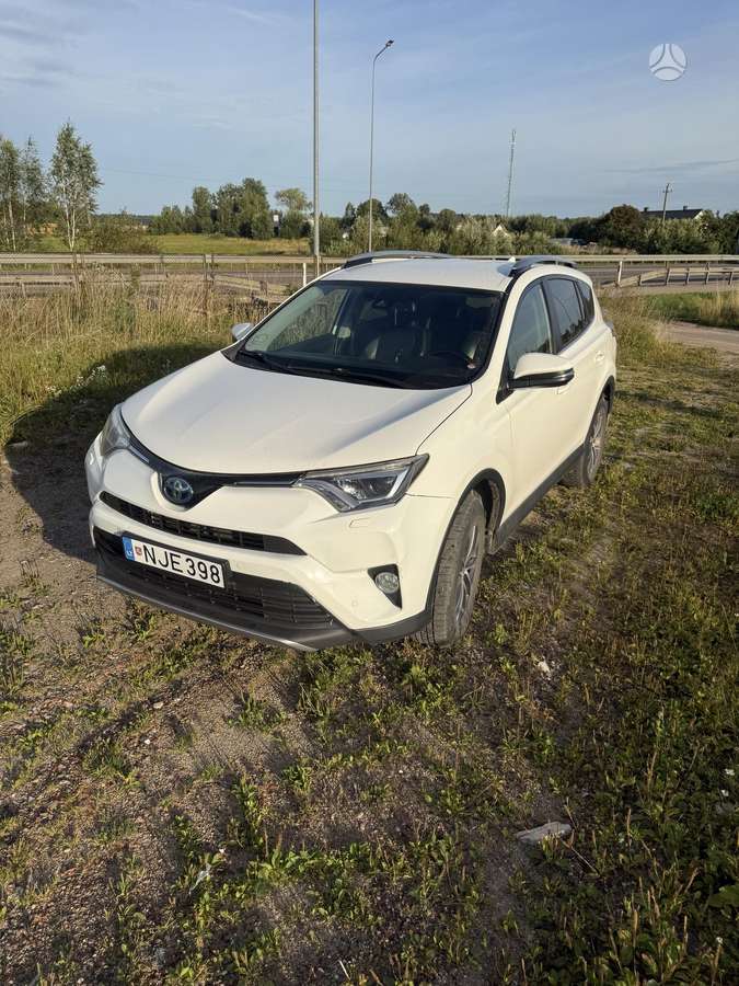 Toyota RAV4 - 1