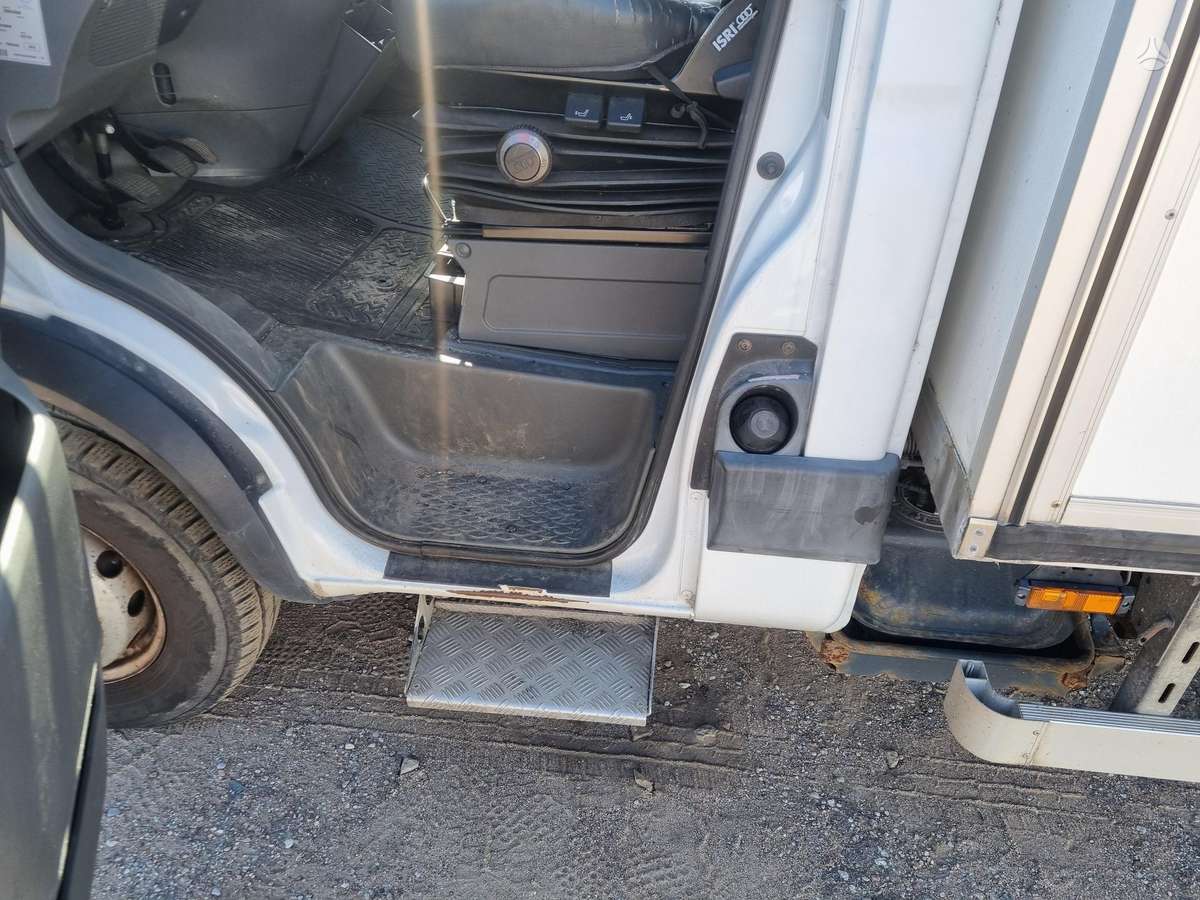 Iveco 65C14, ar krānu