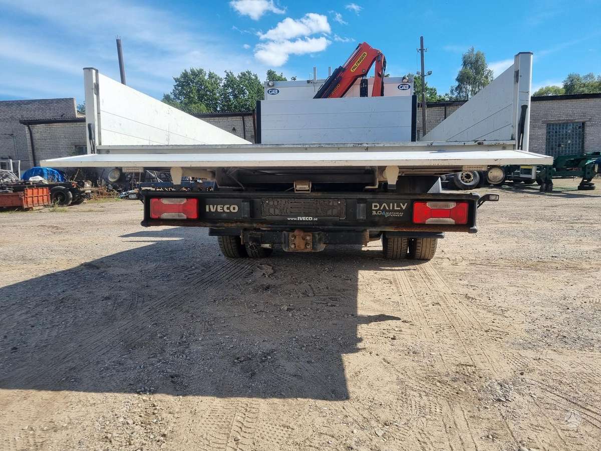 Iveco 65C14, crane trucks