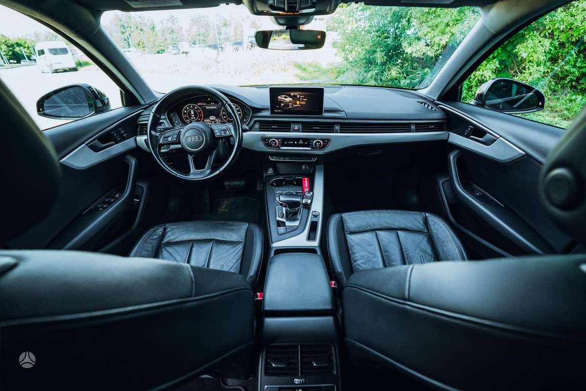 Audi A4, 2.0 l., sedanas