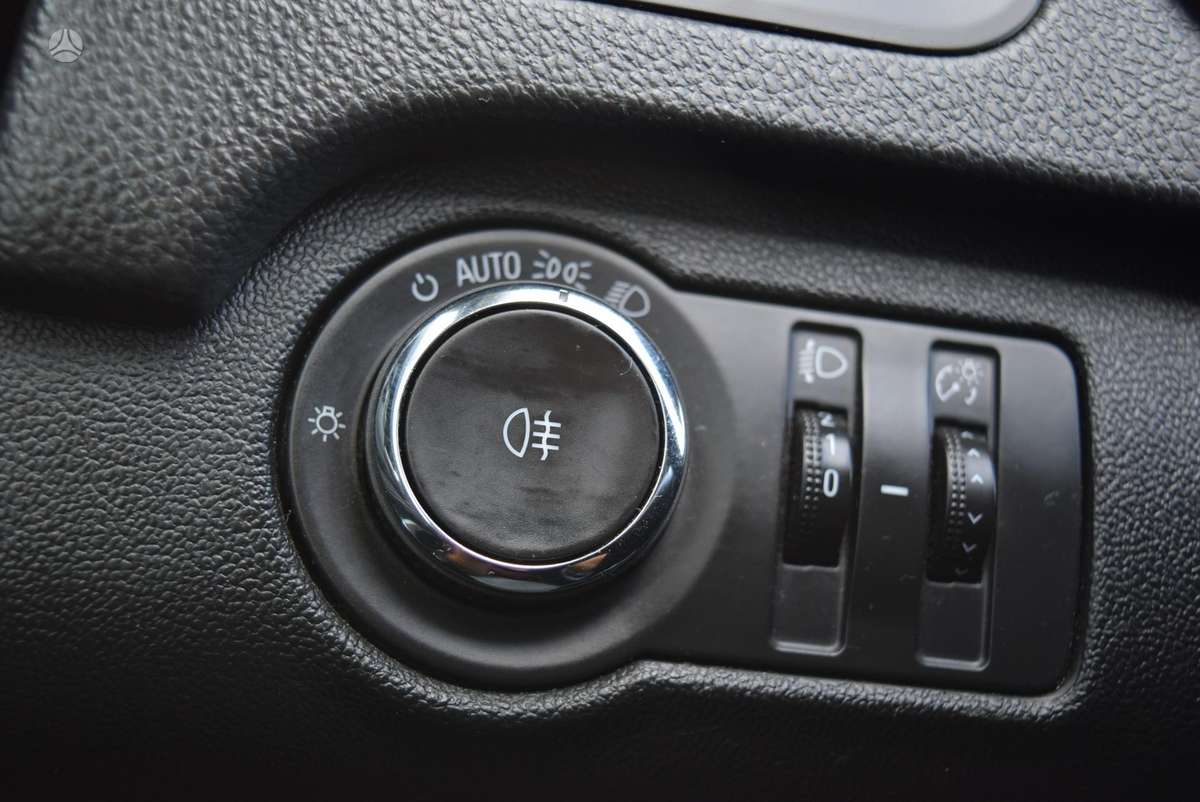 Opel Insignia, 1.6 l., Универсал