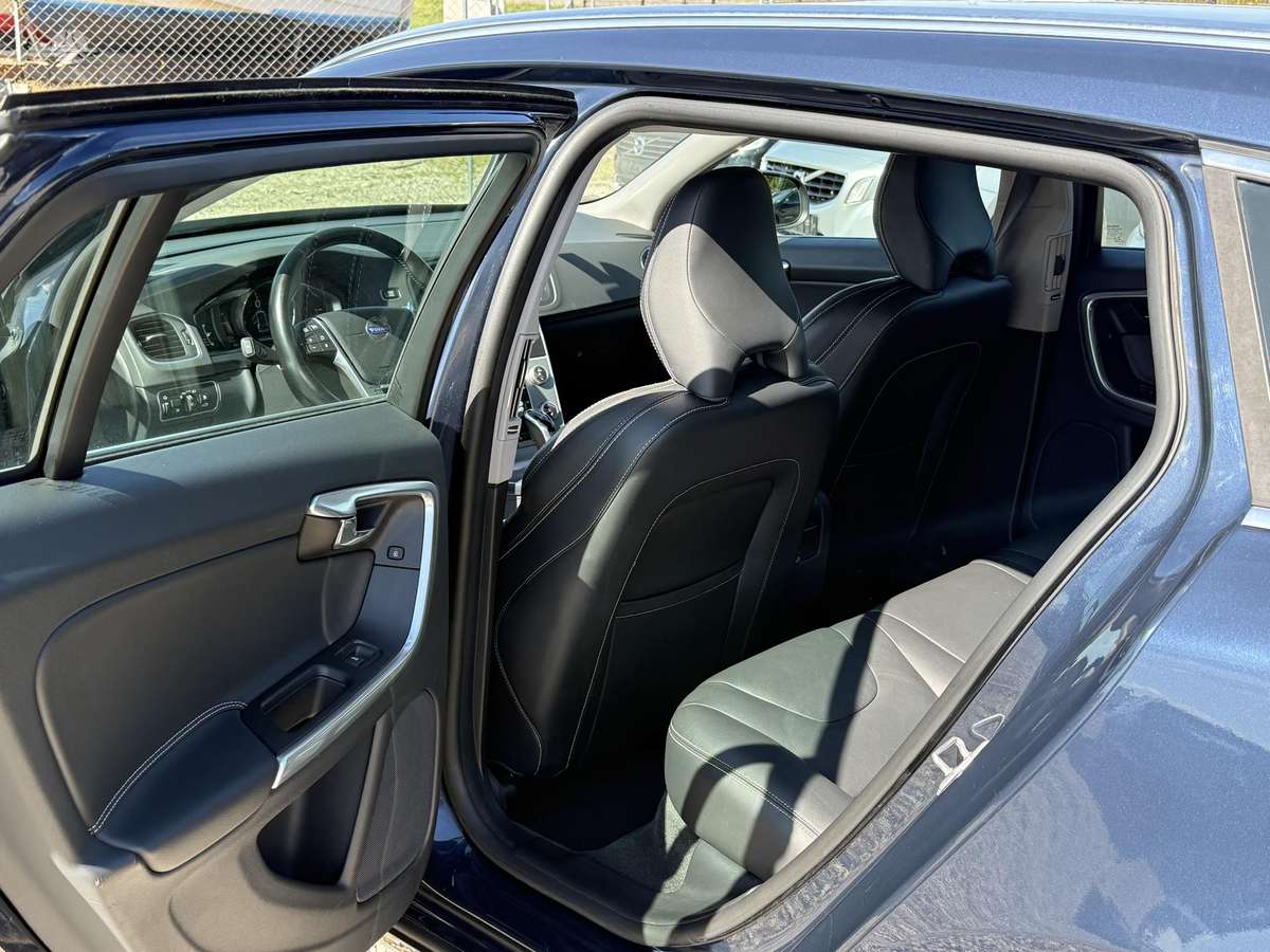 Volvo V60, 2.0 l., Универсал