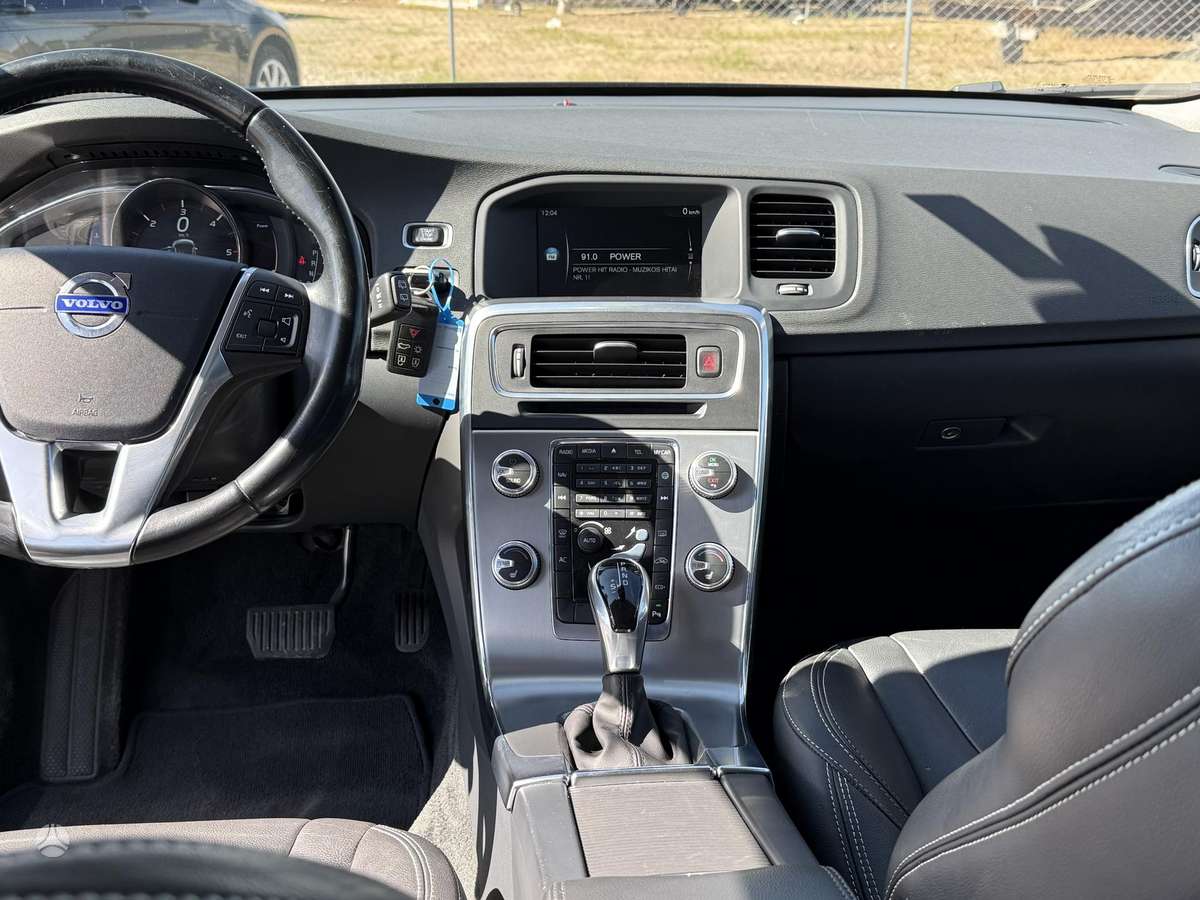 Volvo V60, 2.0 l., Универсал