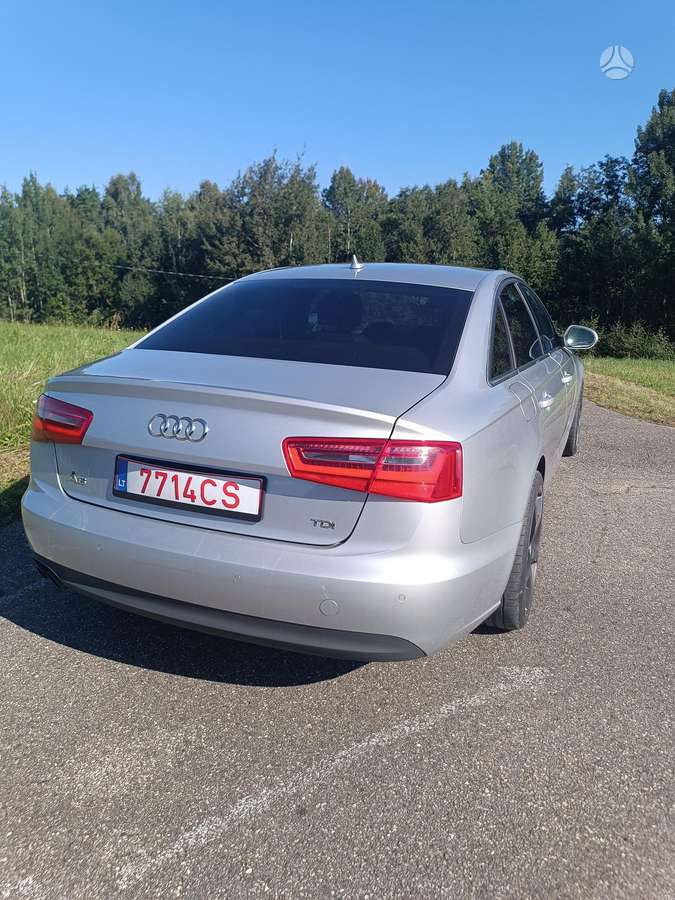 Audi A6, 2.0 l., Седан