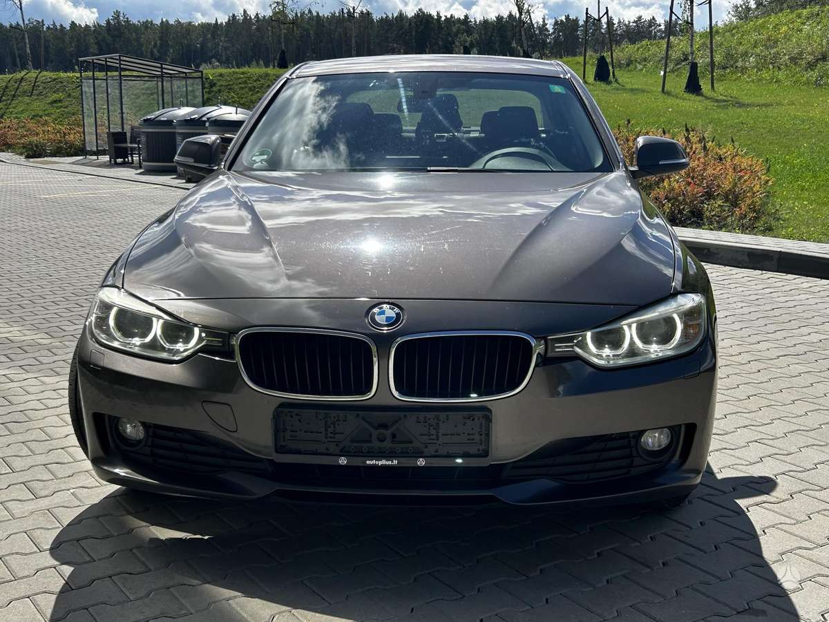 BMW 320, 2.0 l., Седан