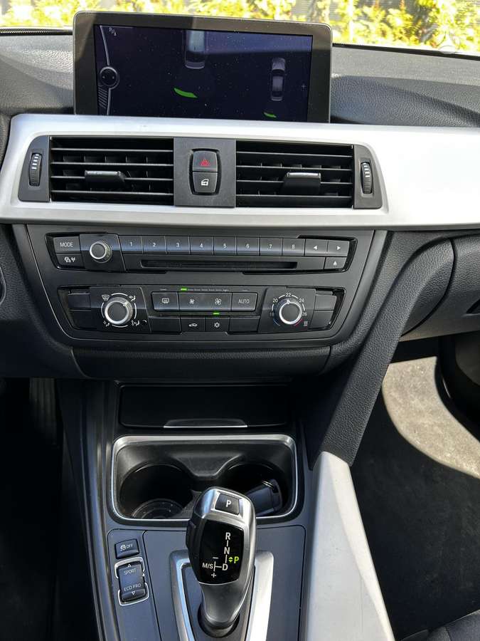 BMW 320, 2.0 l., Седан
