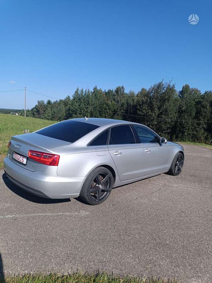 Audi A6, 2.0 l., Седан