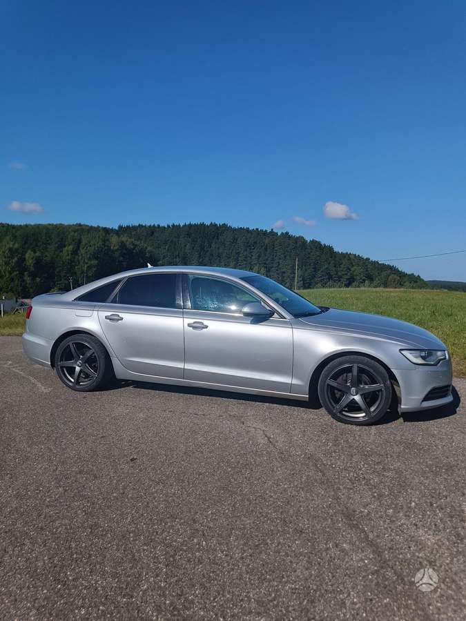 Audi A6, 2.0 l., Седан