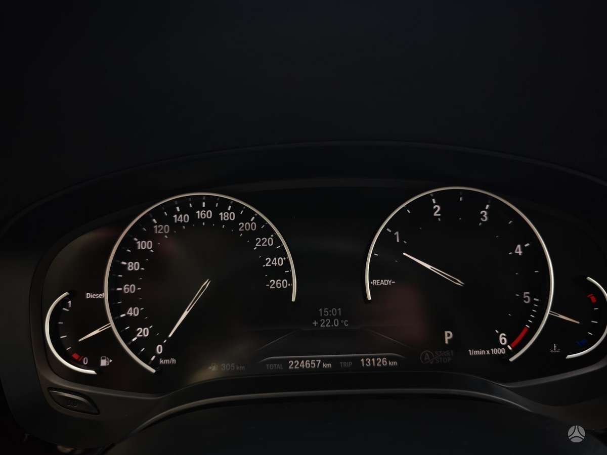 BMW 520, 2.0 l., Седан