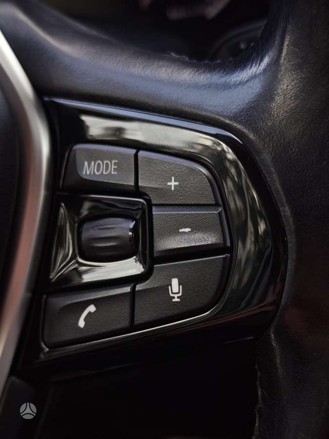 BMW 520, 2.0 l., Седан
