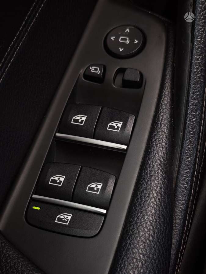 BMW 520, 2.0 l., Седан