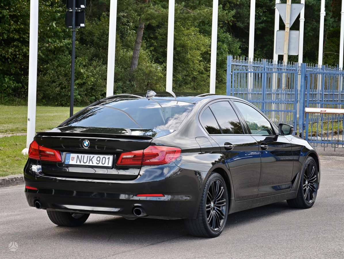 BMW 520, 2.0 l., Седан