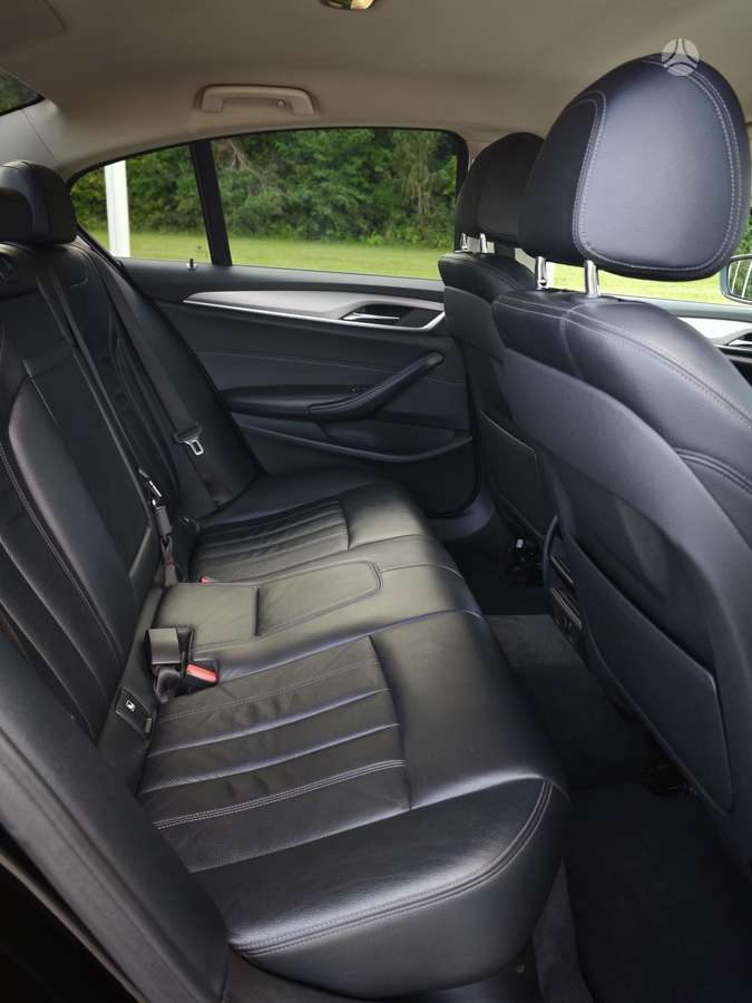 BMW 520, 2.0 l., Седан