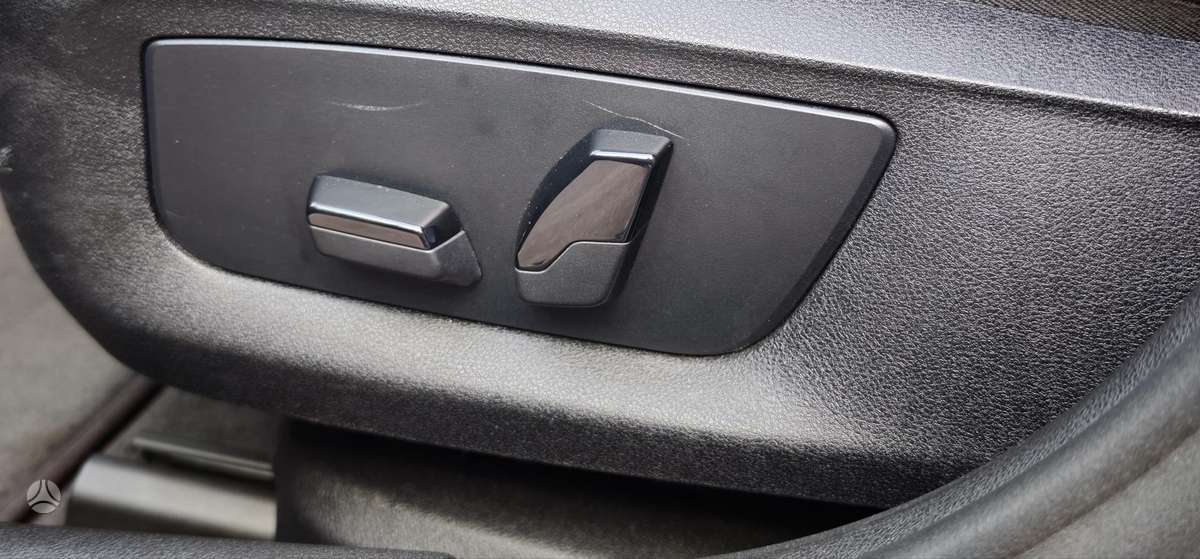 BMW 520, 2.0 l., Седан