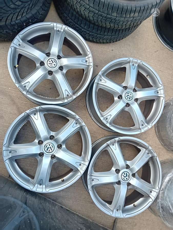 Volkswagen, light alloy, R17