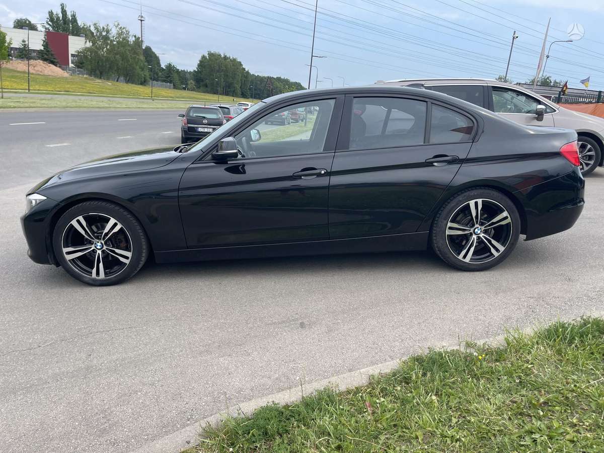 BMW 320, 2.0 l., Седан