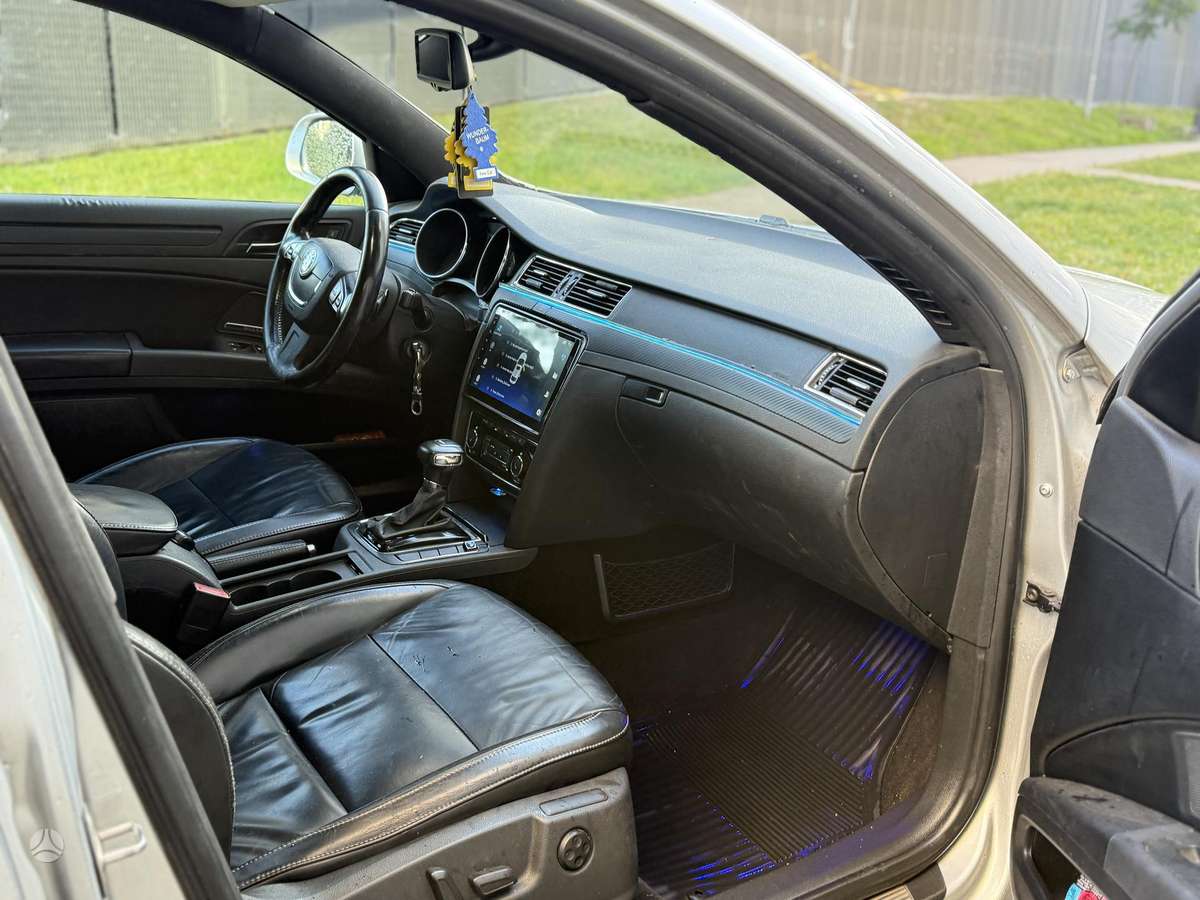 Škoda Superb - 11