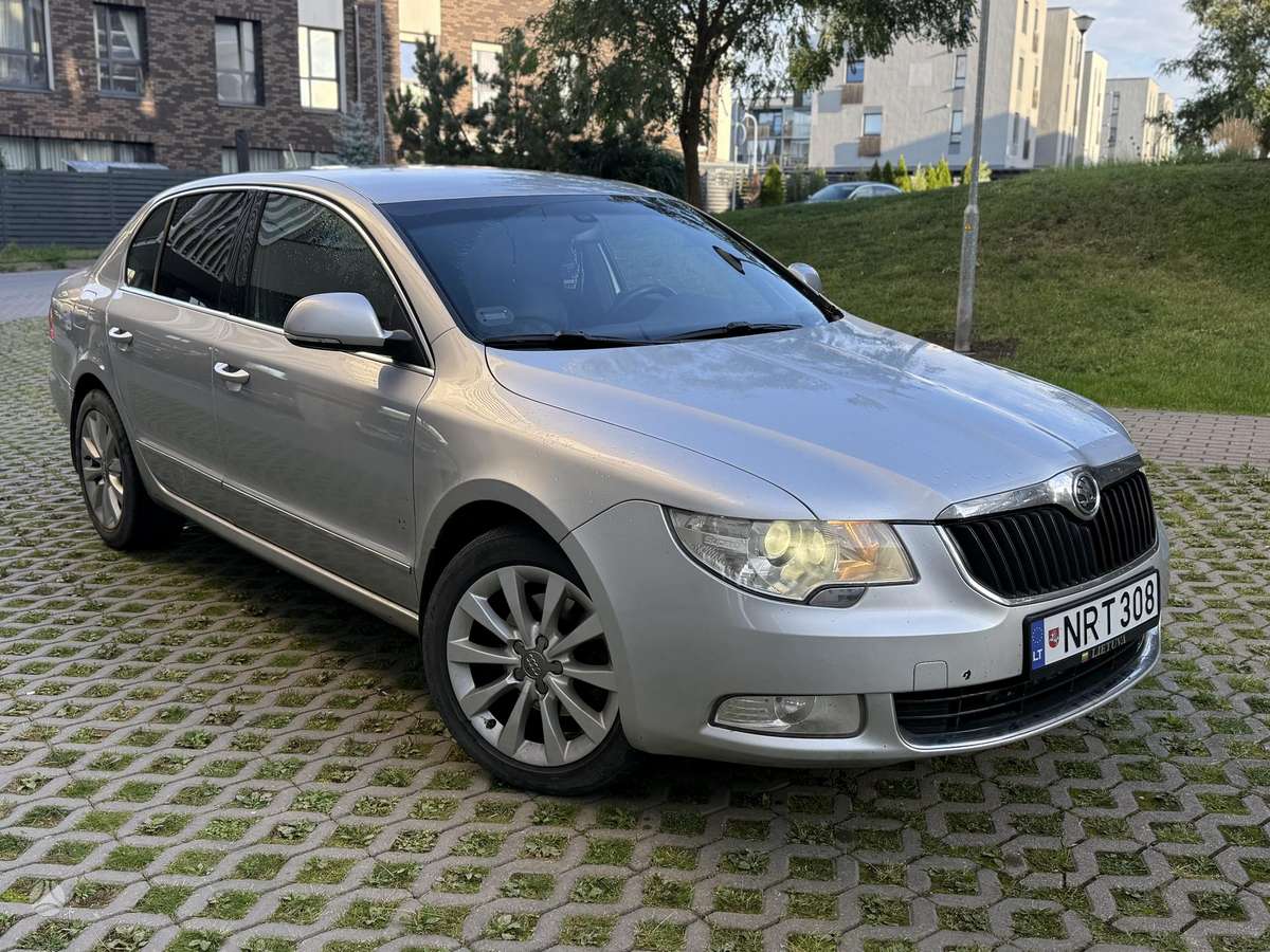 Škoda Superb - 2
