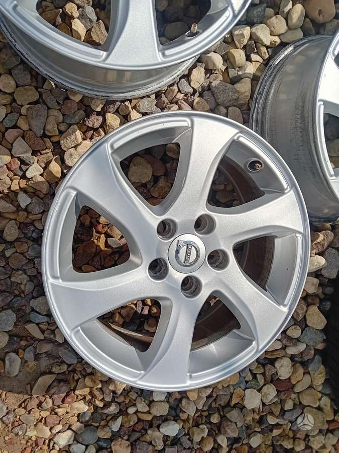 Volvo, light alloy, R16