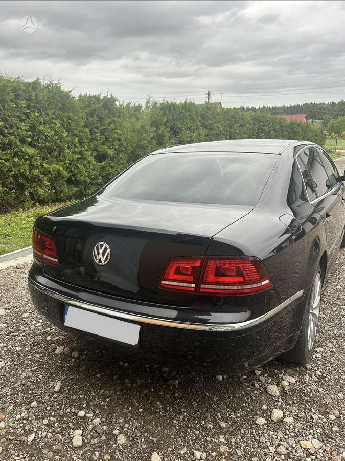 Volkswagen Phaeton - 4