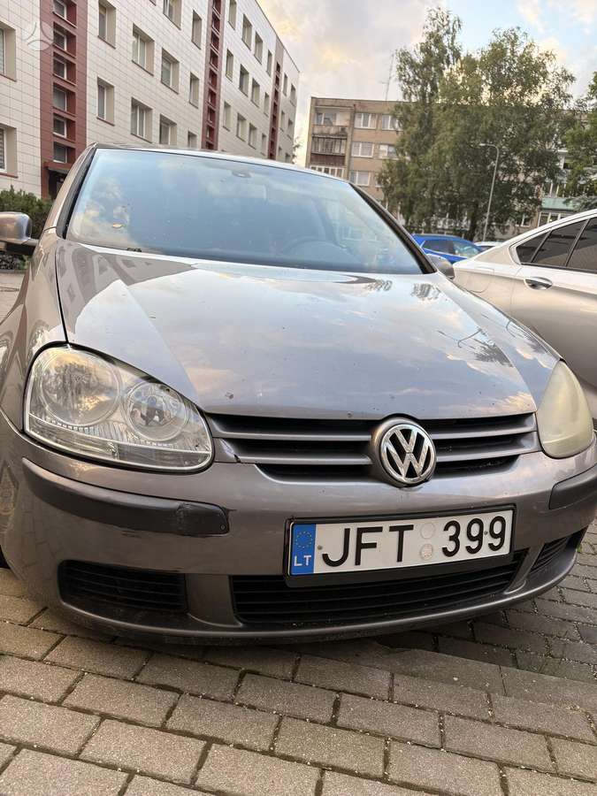 Volkswagen Golf - 2