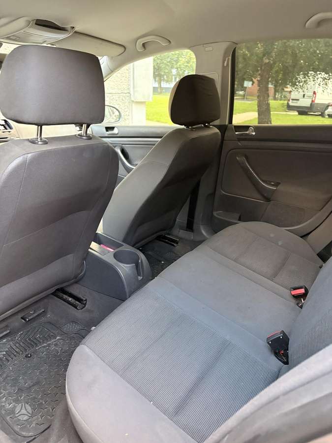 Volkswagen Golf - 7