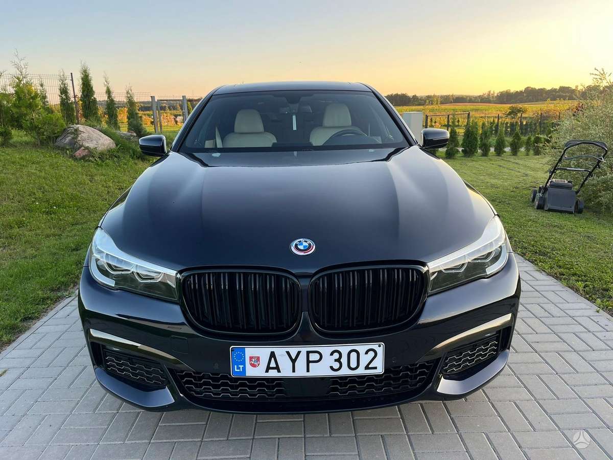 BMW 740, 3.0 l., Лимузин