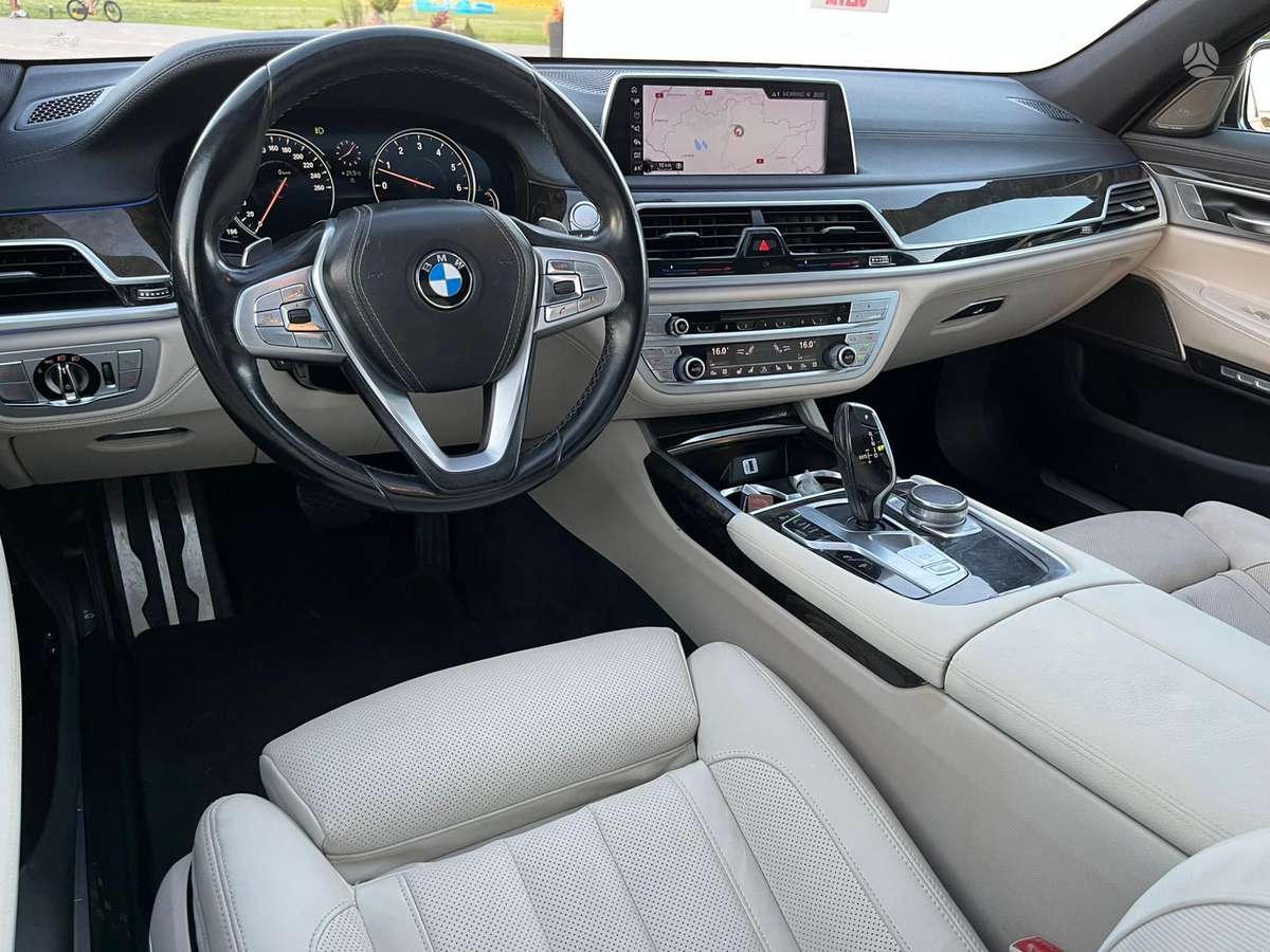 BMW 740, 3.0 l., Лимузин